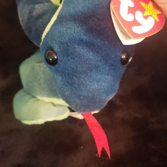 Vintage 1997 Ty Beanie Baby HISSY the Snake - Picture 4 of 9